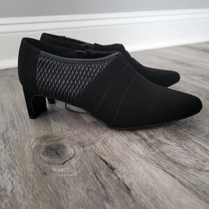 Elegant Black Women's Shoes